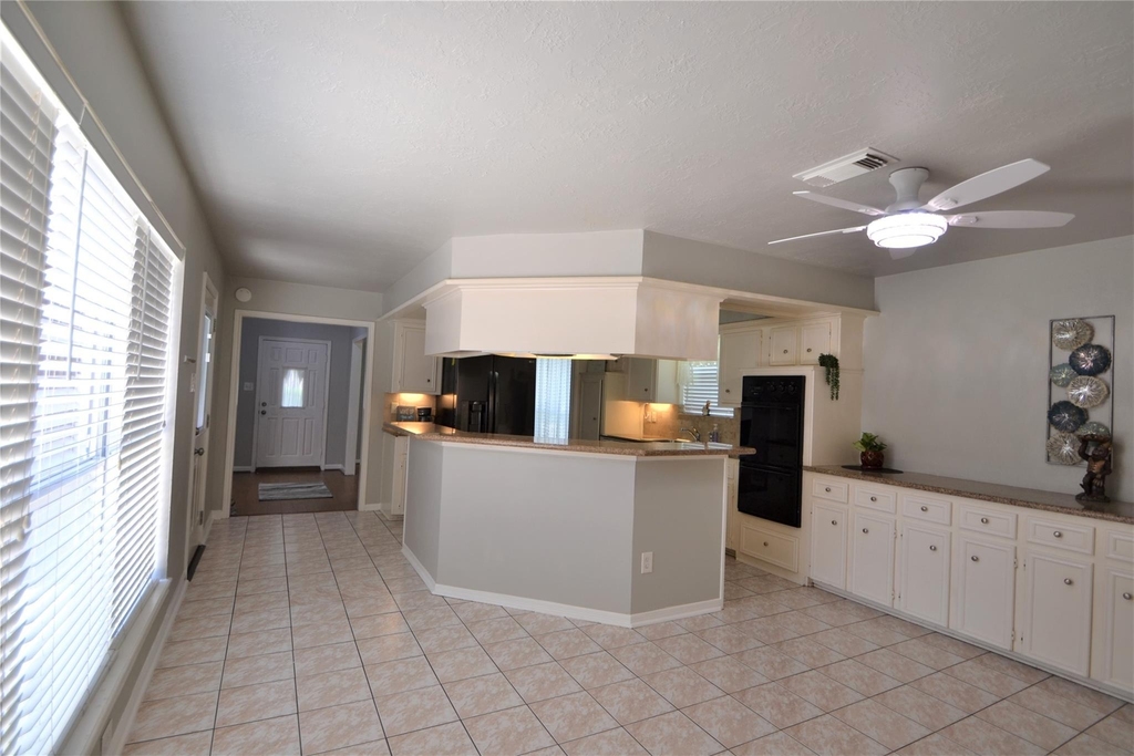15927 Tumbling Rapids Drive - Photo 29