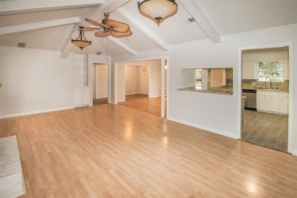 10534 Huntington Wood Drive - Photo 9