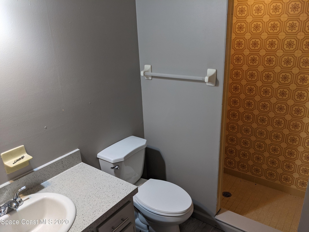 152 E Towne Place - Photo 6