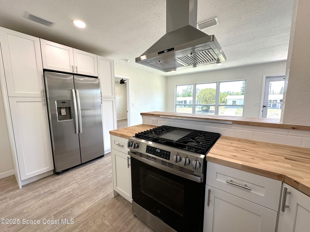 4440 Stuart Avenue - Photo 5