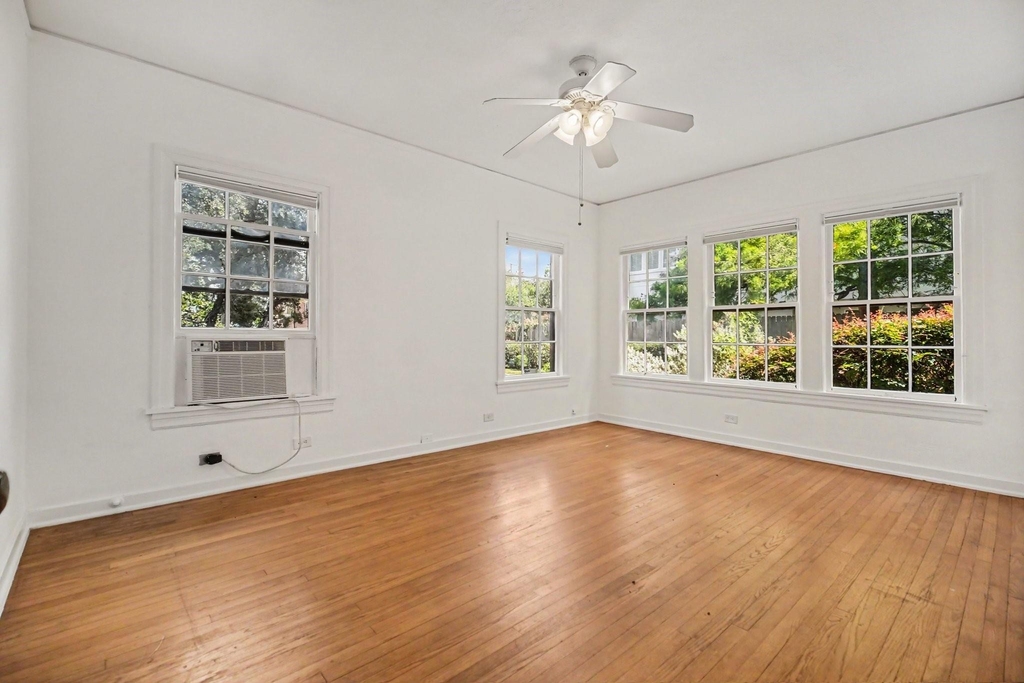 4408 Yoakum Boulevard - Photo 8