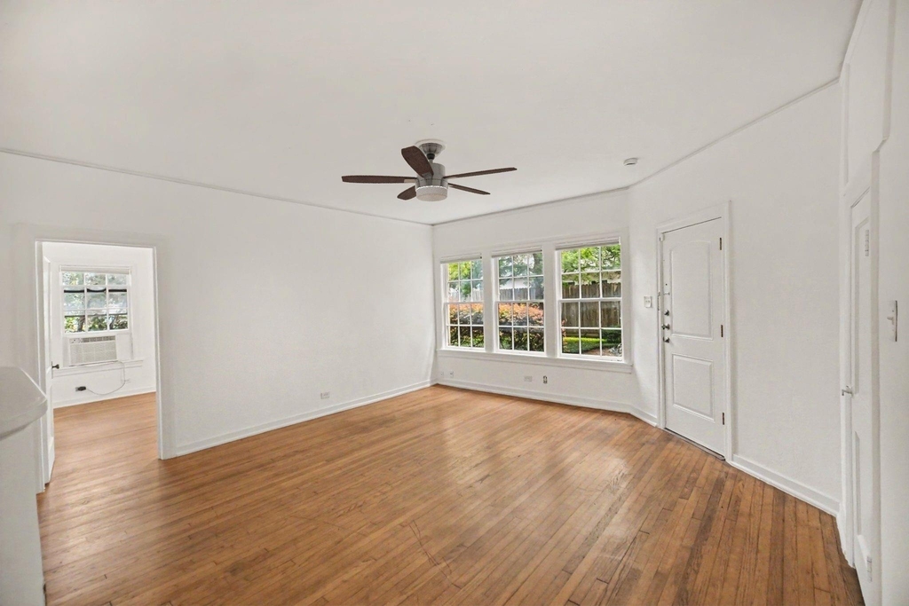 4408 Yoakum Boulevard - Photo 7