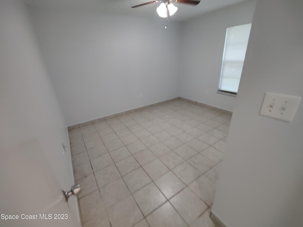 981 Forest Street Ne - Photo 12