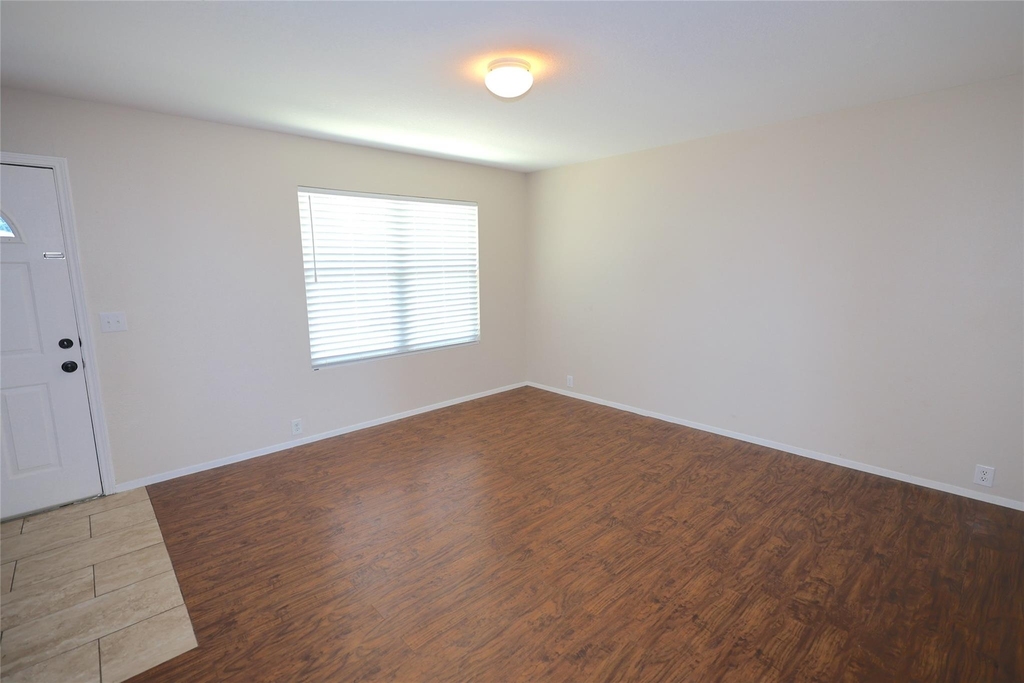 3203 Becker Glen Street - Photo 3