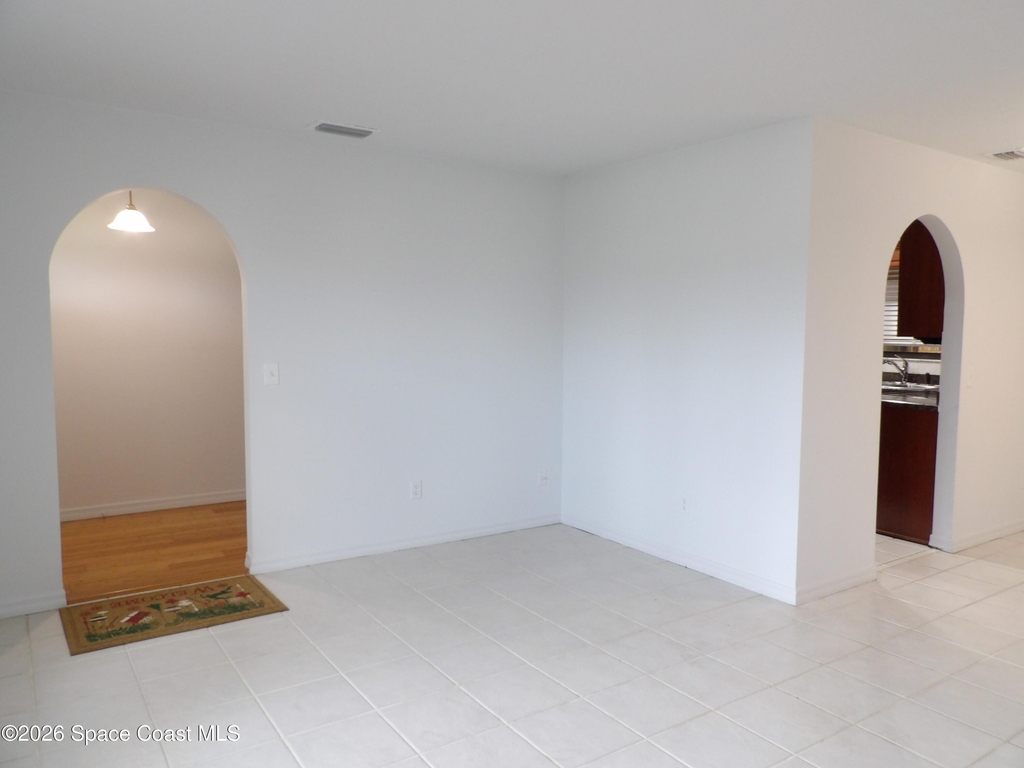 1291 Ein Court Nw - Photo 5