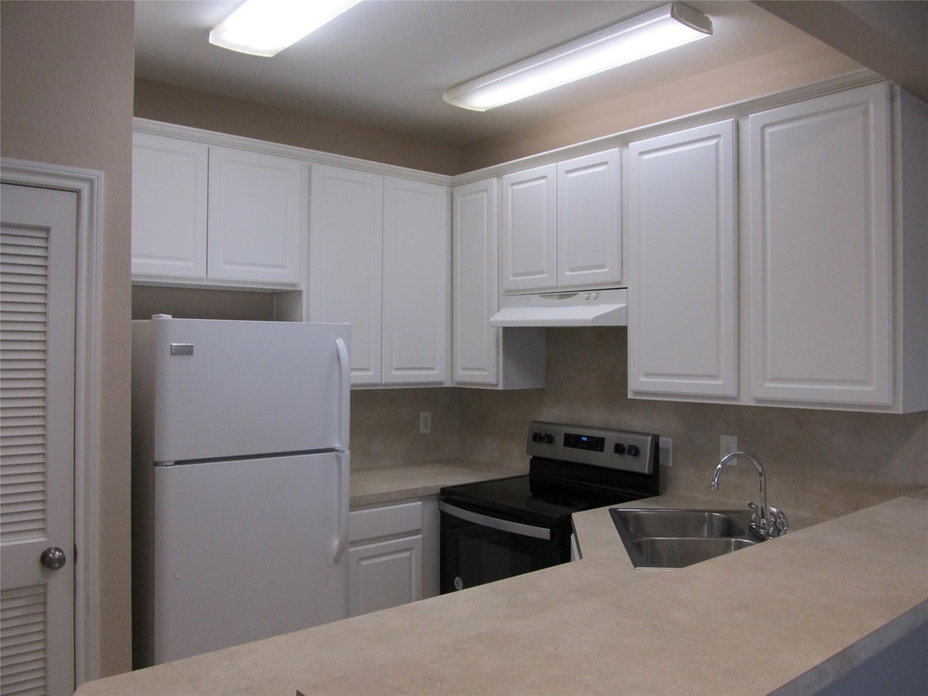 903 16th Street - Photo 5