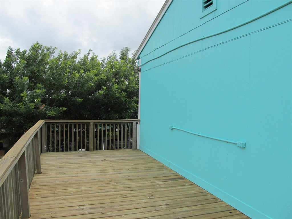 903 16th Street - Photo 4
