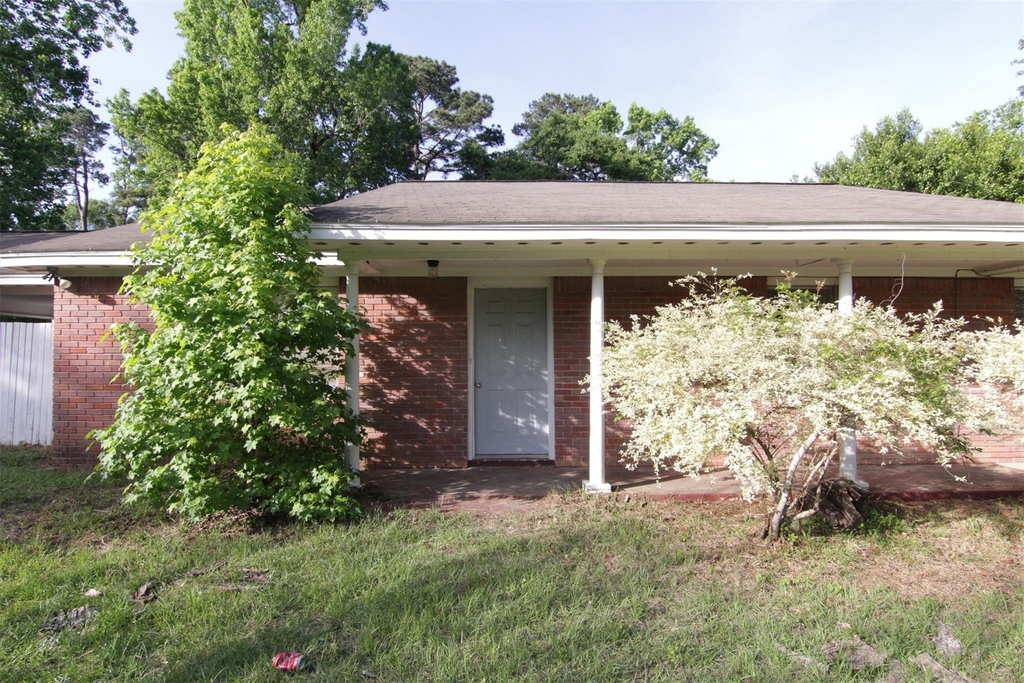 3610 W Davis - Photo 1