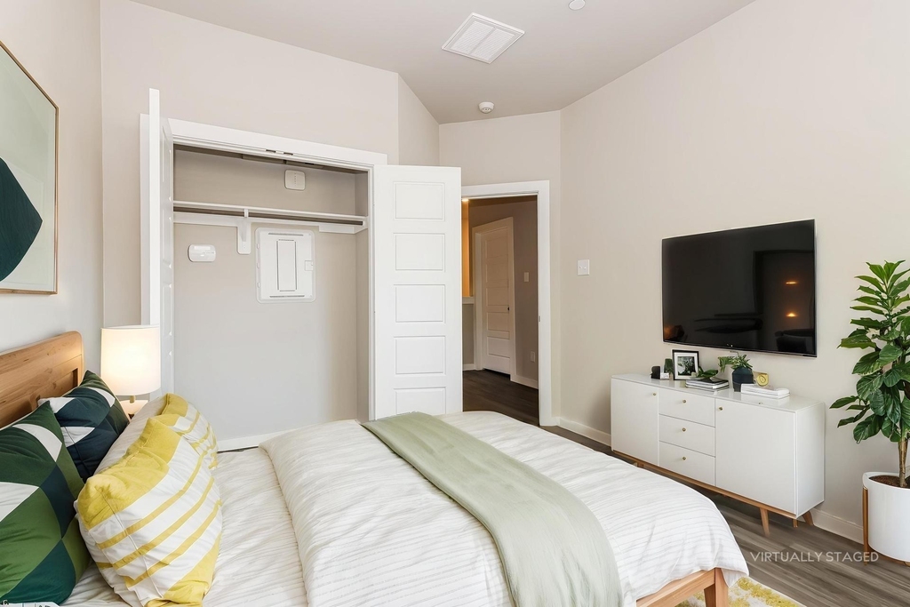 18326 W Centro Circle - Photo 13