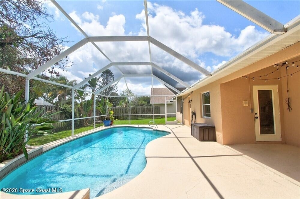 1899 Crane Creek Boulevard - Photo 1