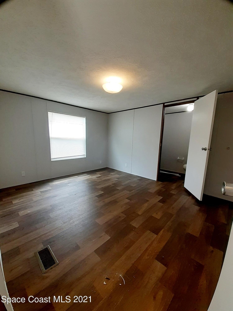 1632 Ridge Drive - Photo 11