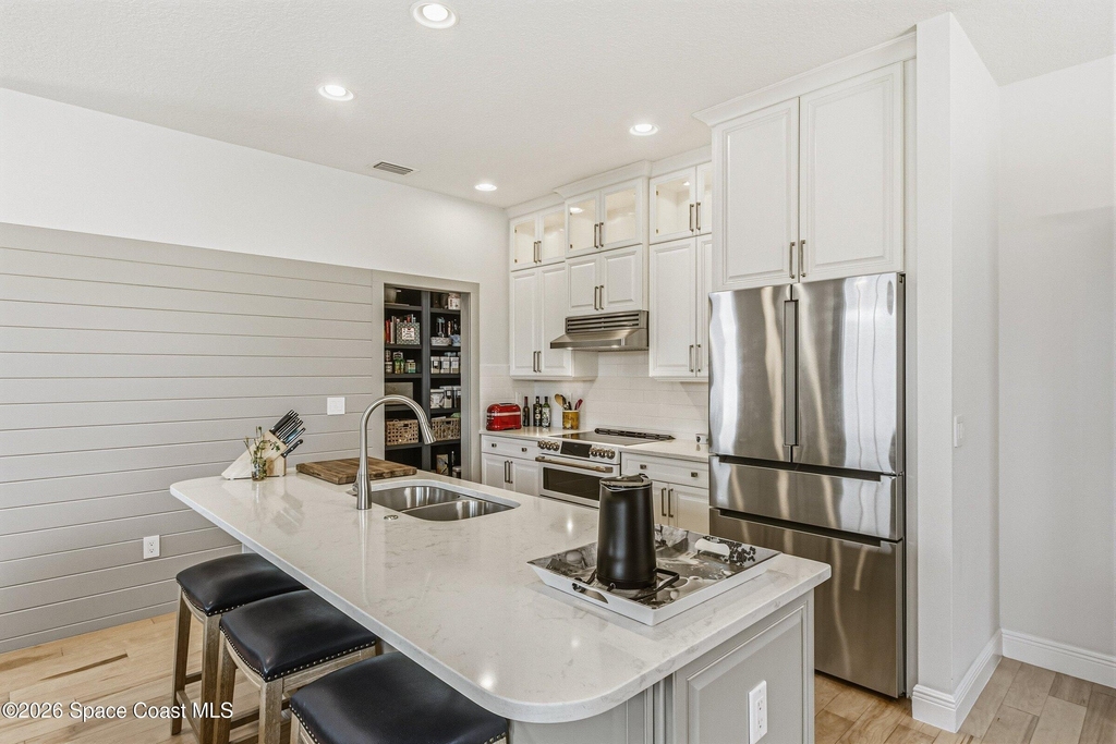 107 7th Avenue - Photo 8