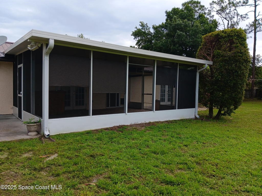 530 Escarole Street Se - Photo 19