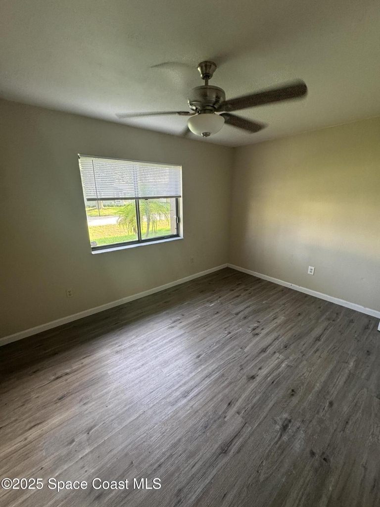 530 Escarole Street Se - Photo 26