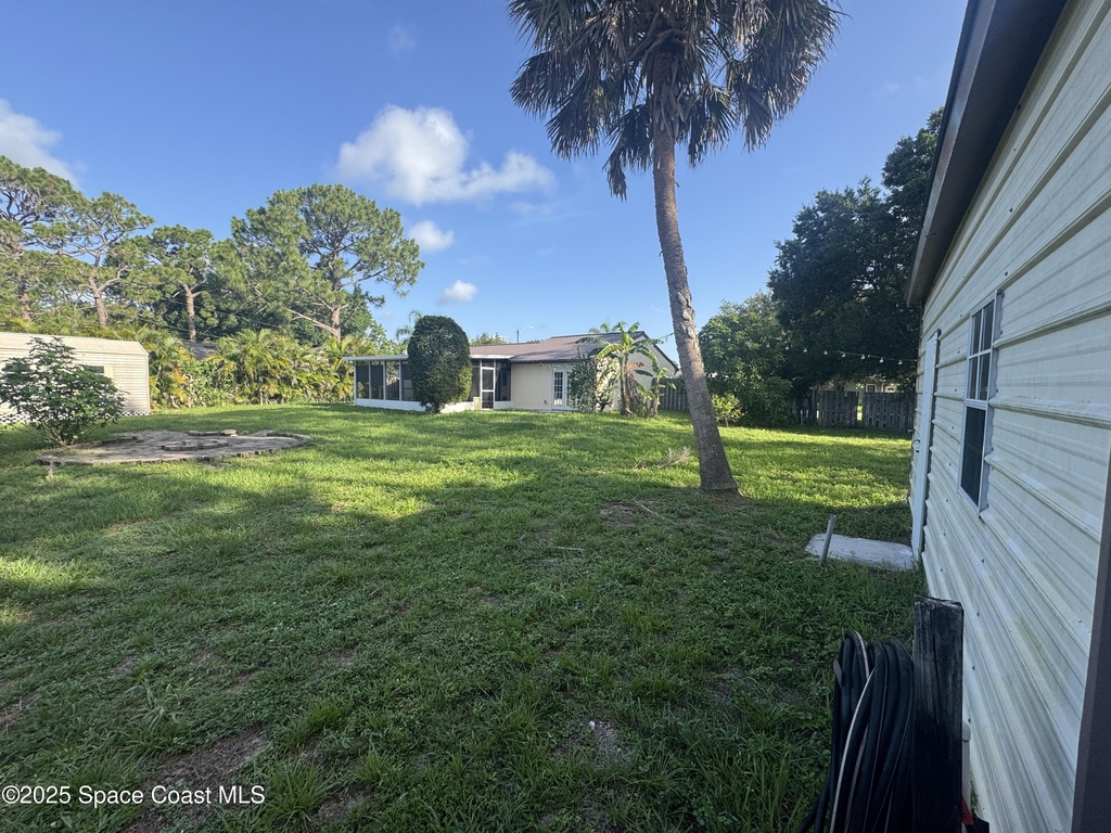 530 Escarole Street Se - Photo 51