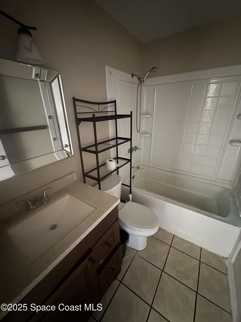 530 Escarole Street Se - Photo 5