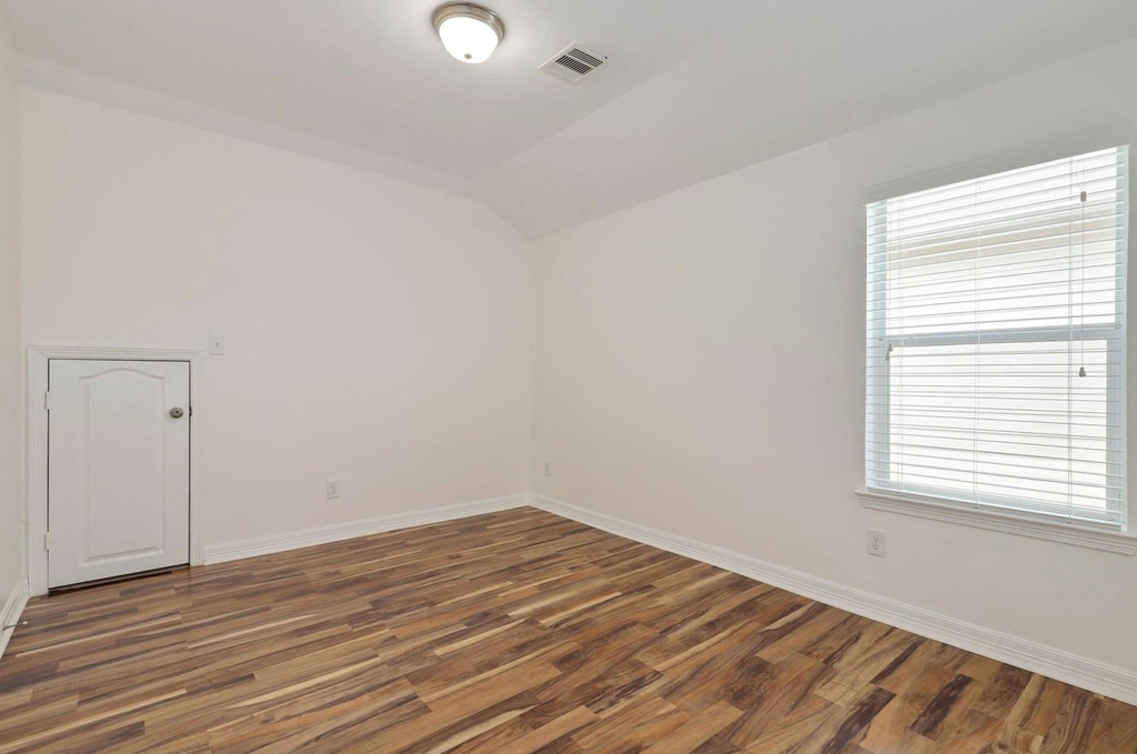 2110 Mateo Park Drive - Photo 30