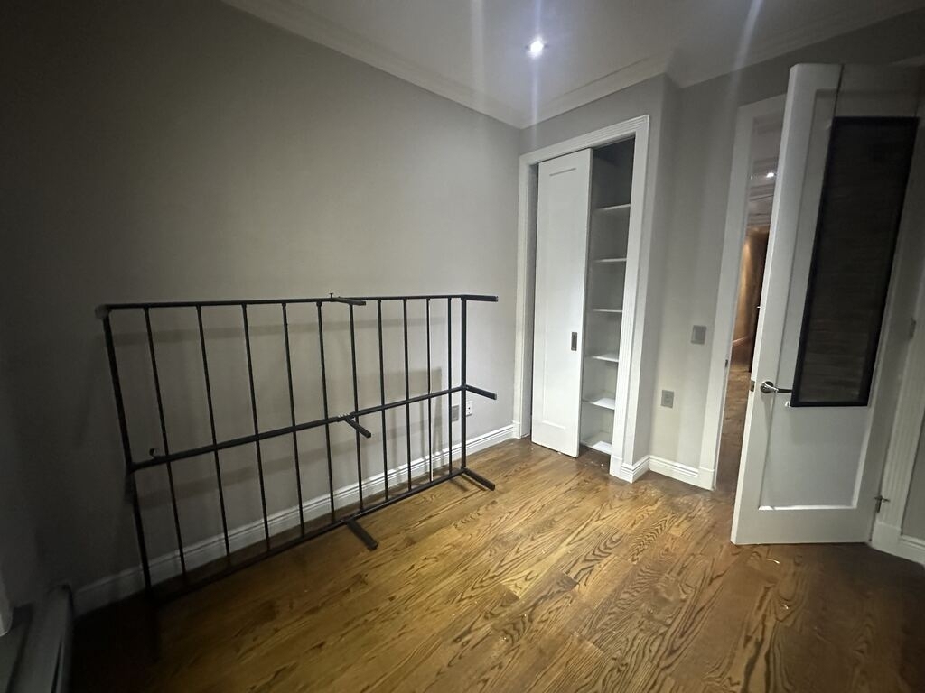W 103rd St and Manhattan Ave - Photo 1
