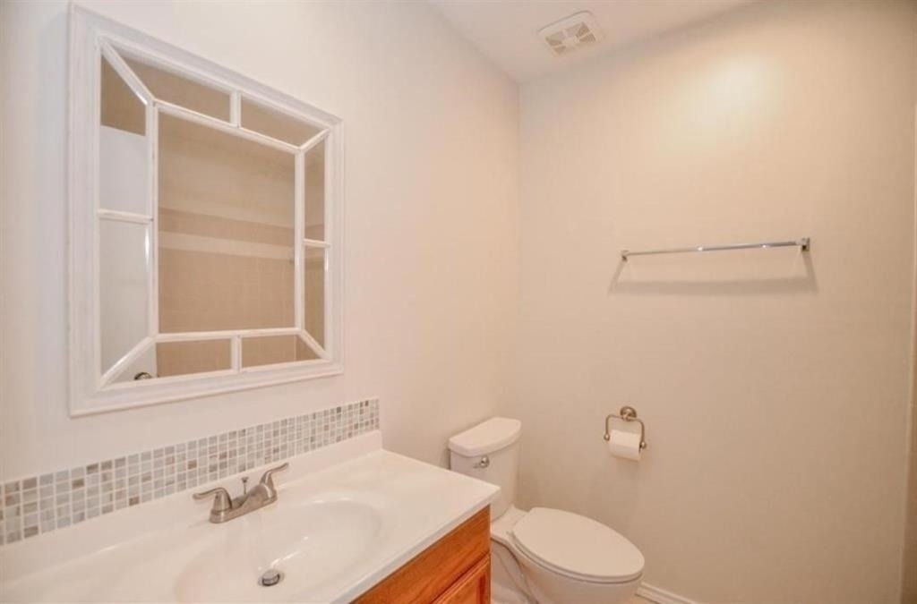 1103 Dulles Avenue - Photo 21