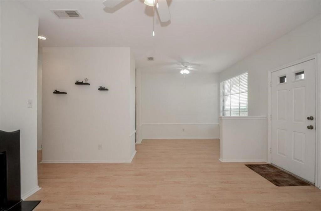 1103 Dulles Avenue - Photo 5