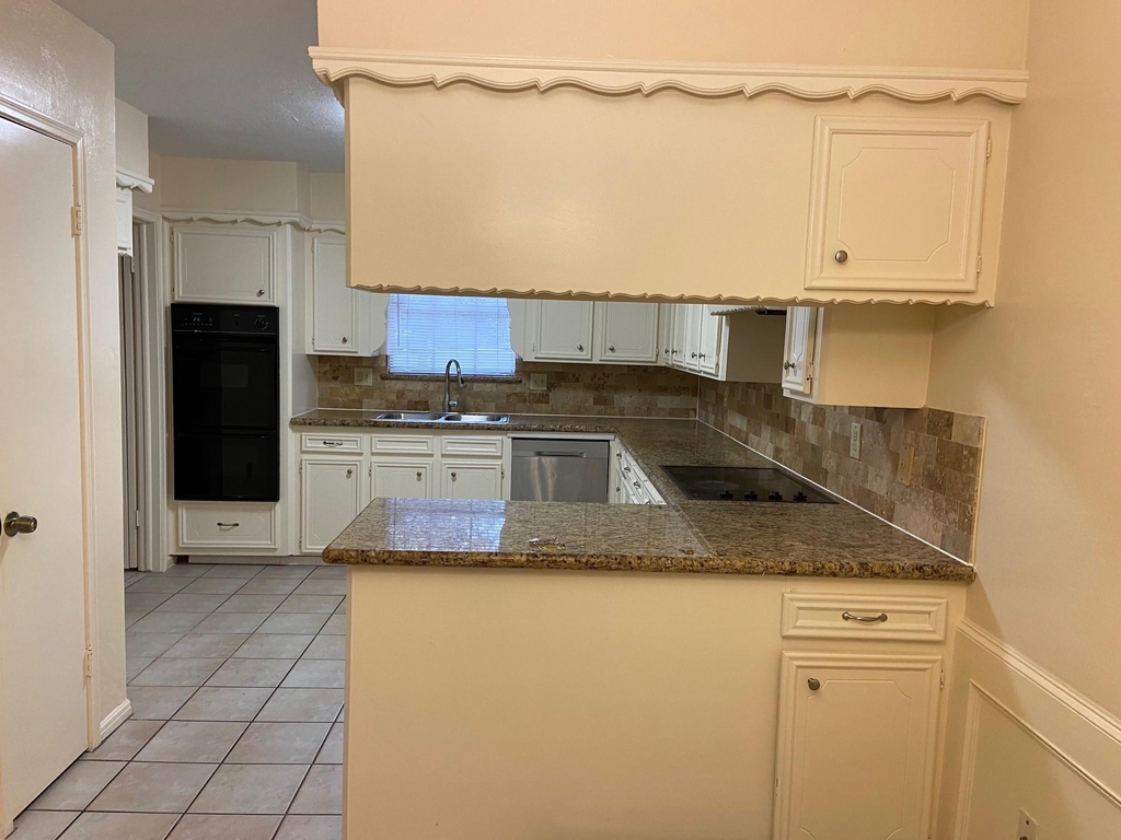 3418 Candlewisp Drive - Photo 6