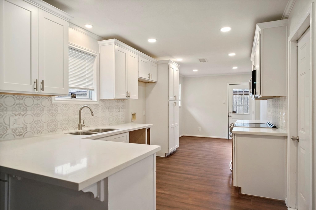 1807 Shadow Bend Drive - Photo 11