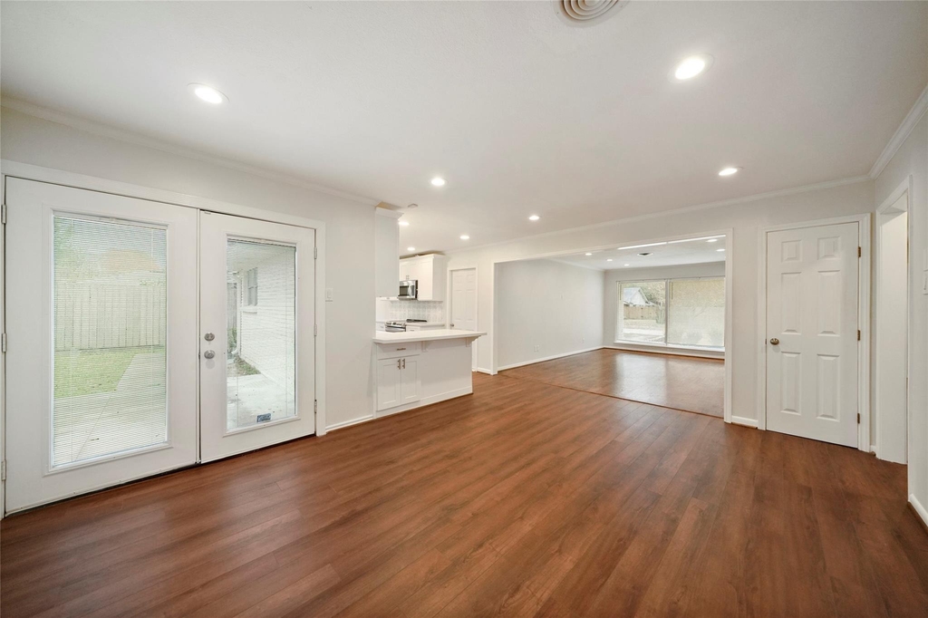 1807 Shadow Bend Drive - Photo 4