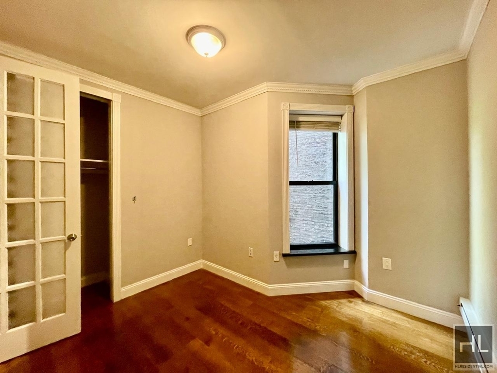 W 103rd St. - Photo 4
