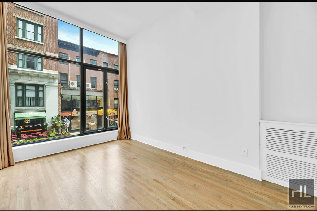 East 27 Street - Photo 3