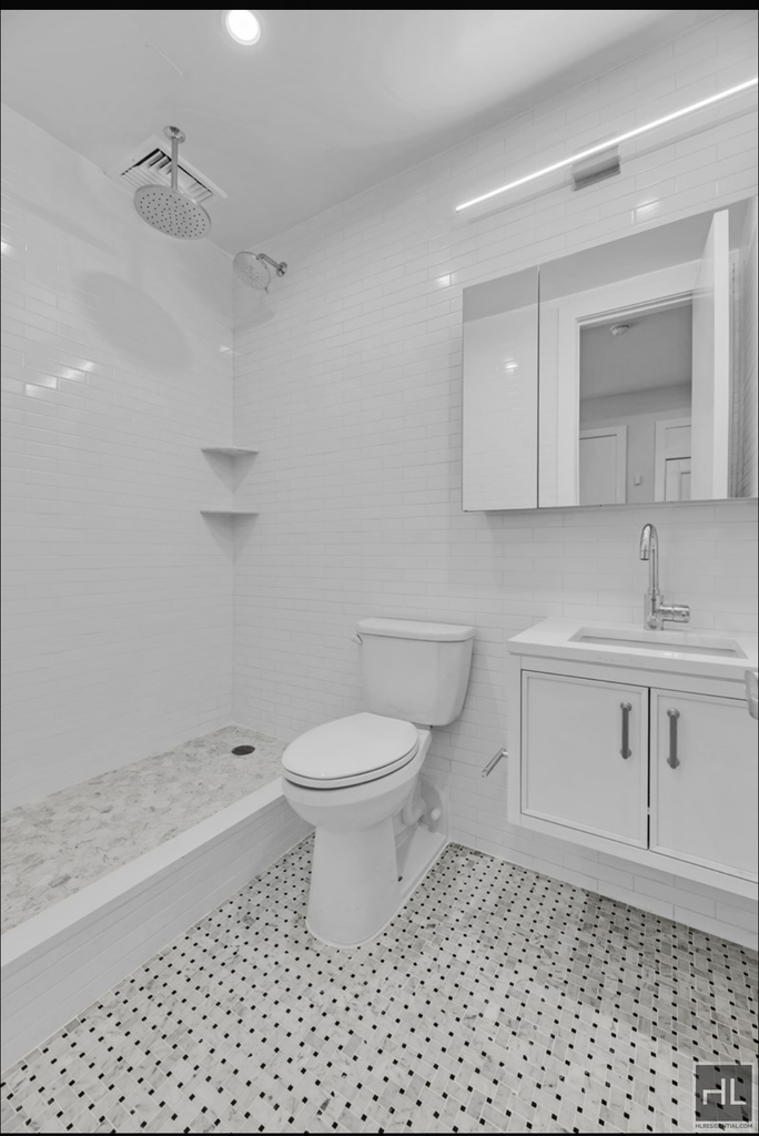 East 27 Street - Photo 7