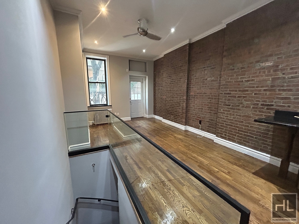 Mott St - Photo 5