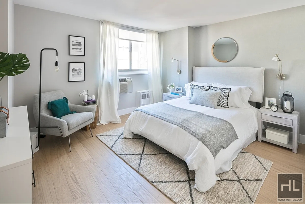 2 Avenue - Photo 3