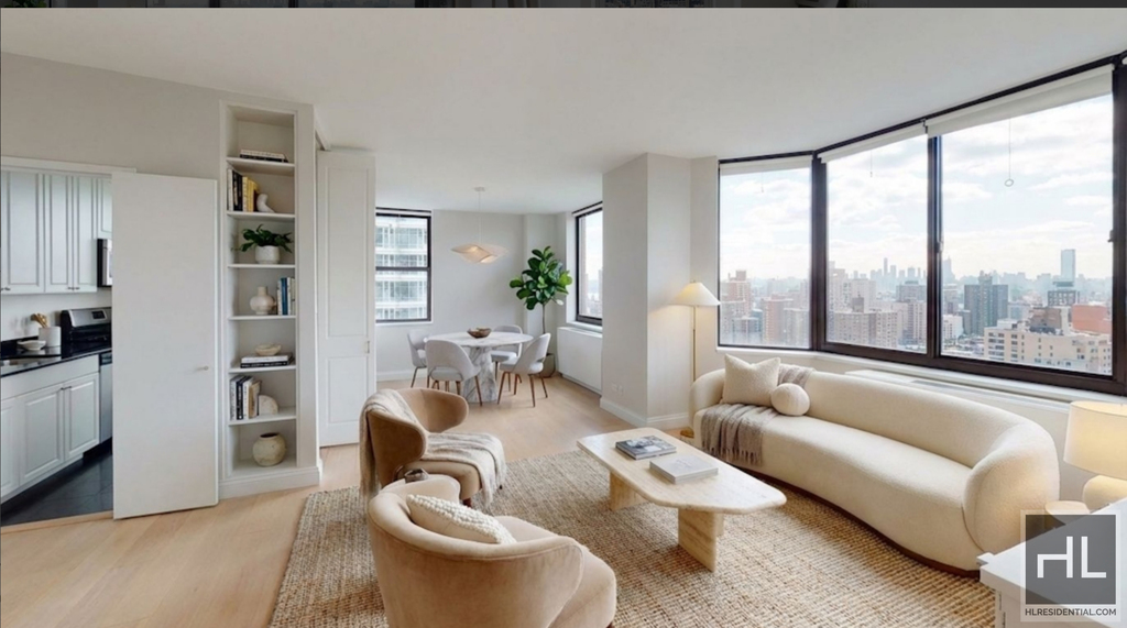 East 31st Street - Photo 0
