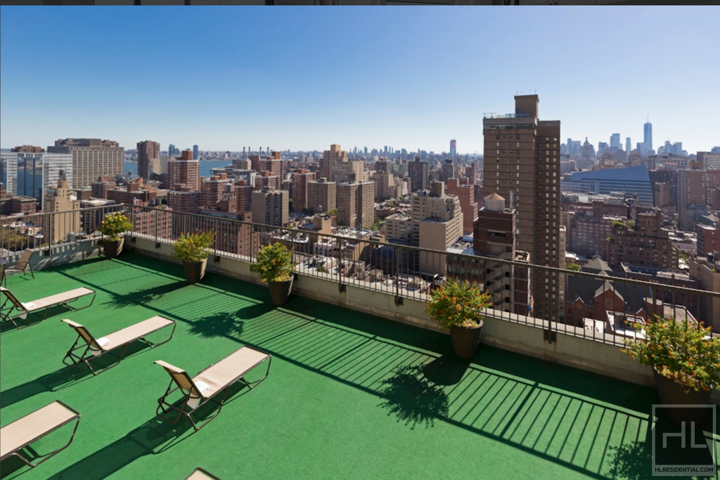East 31st Street - Photo 7