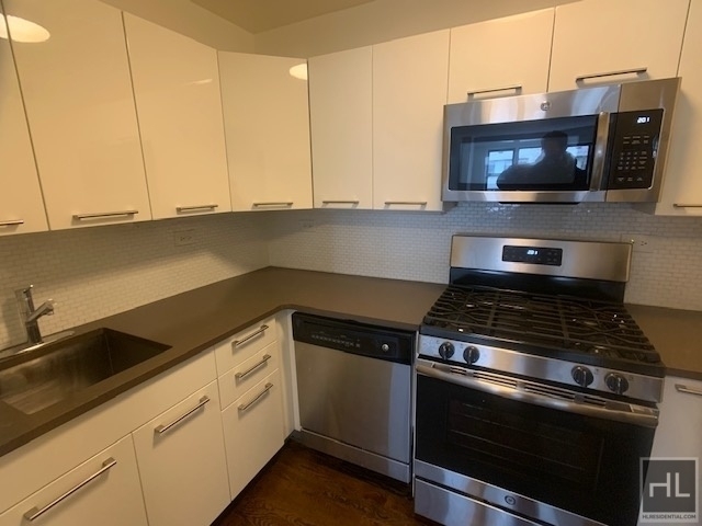 East 63 Street - Photo 1
