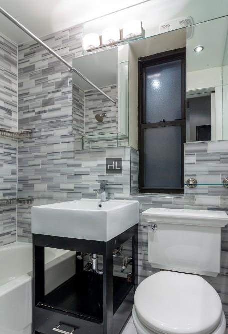 W 103rd St. - Photo 2