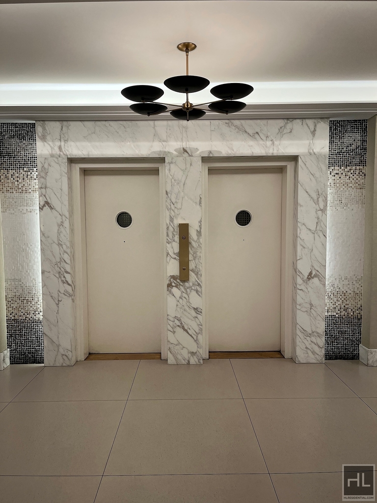 West 73rd Street - Photo 7