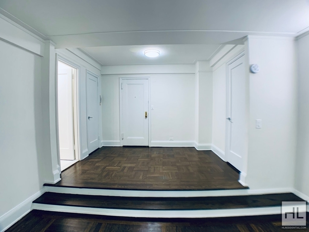 East 38 Street - Photo 1