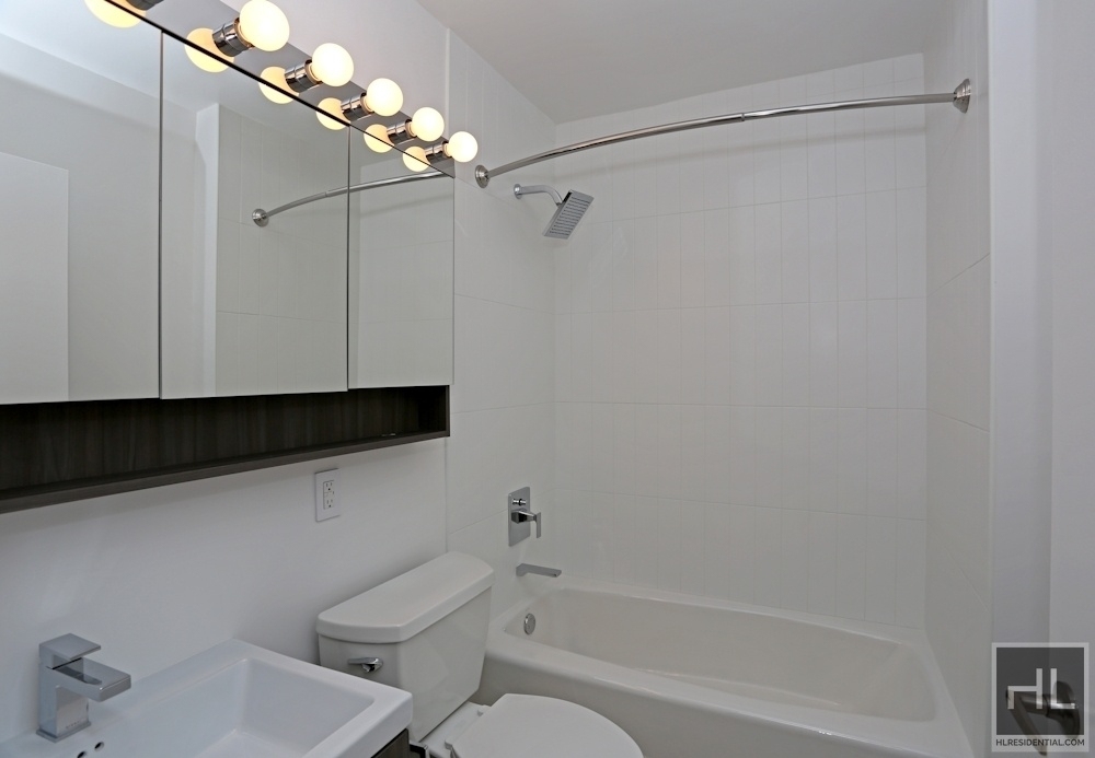West 53rd Street - Photo 3