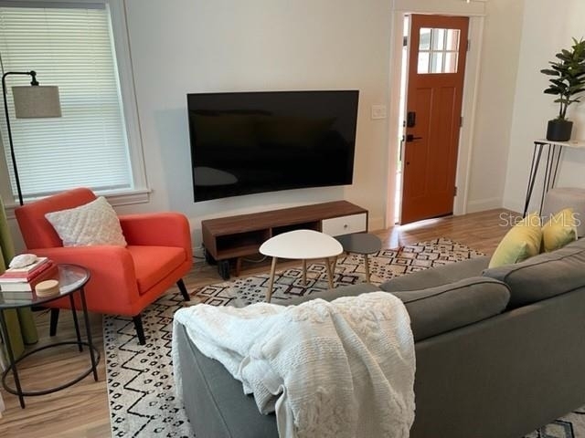 3646 6th Avenue N - Photo 2