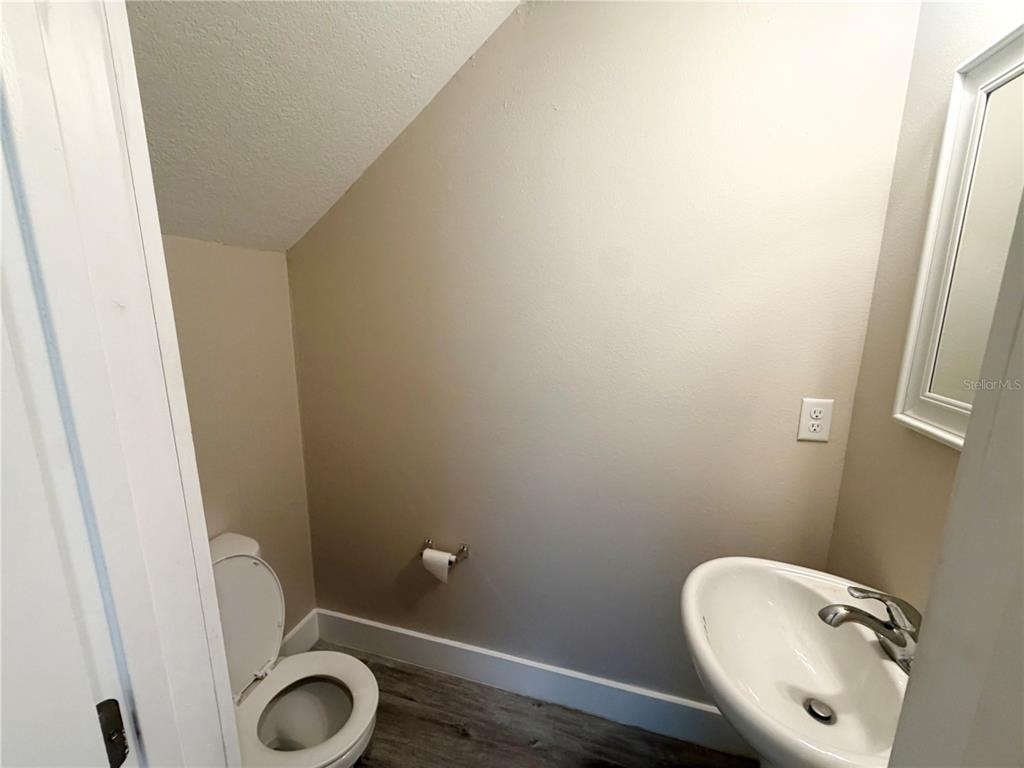 2125 W Saint Joseph Street - Photo 15