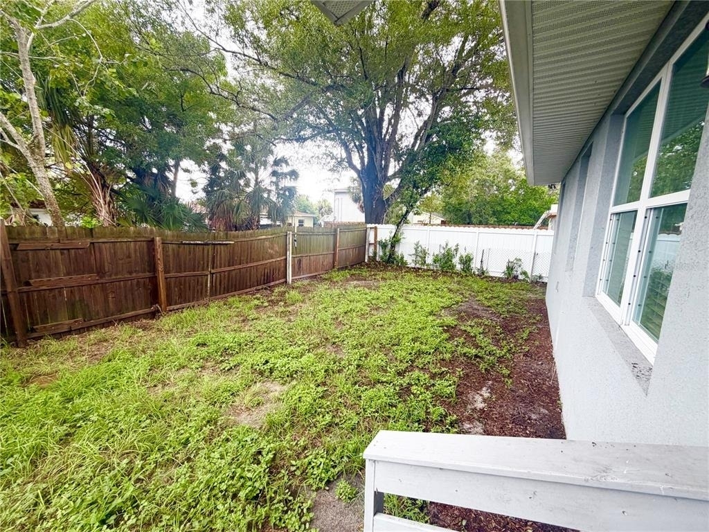 2125 W Saint Joseph Street - Photo 27