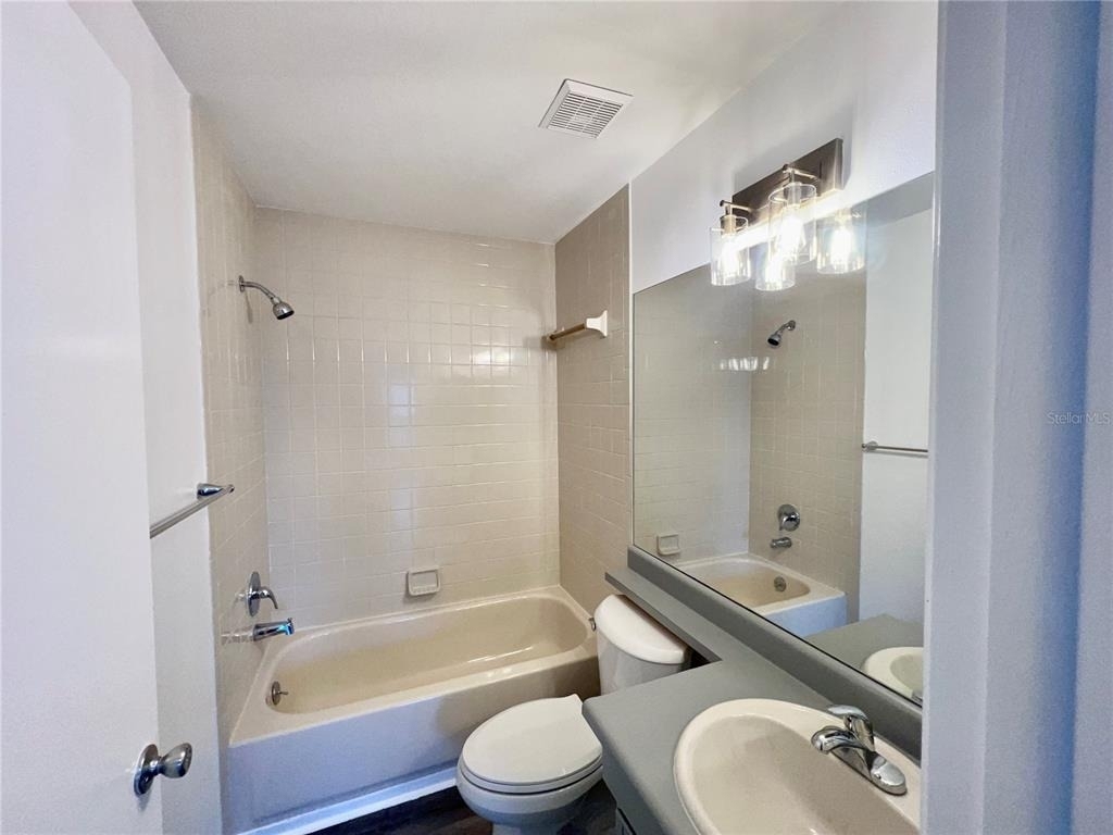 4025 Angel Oak Court - Photo 18