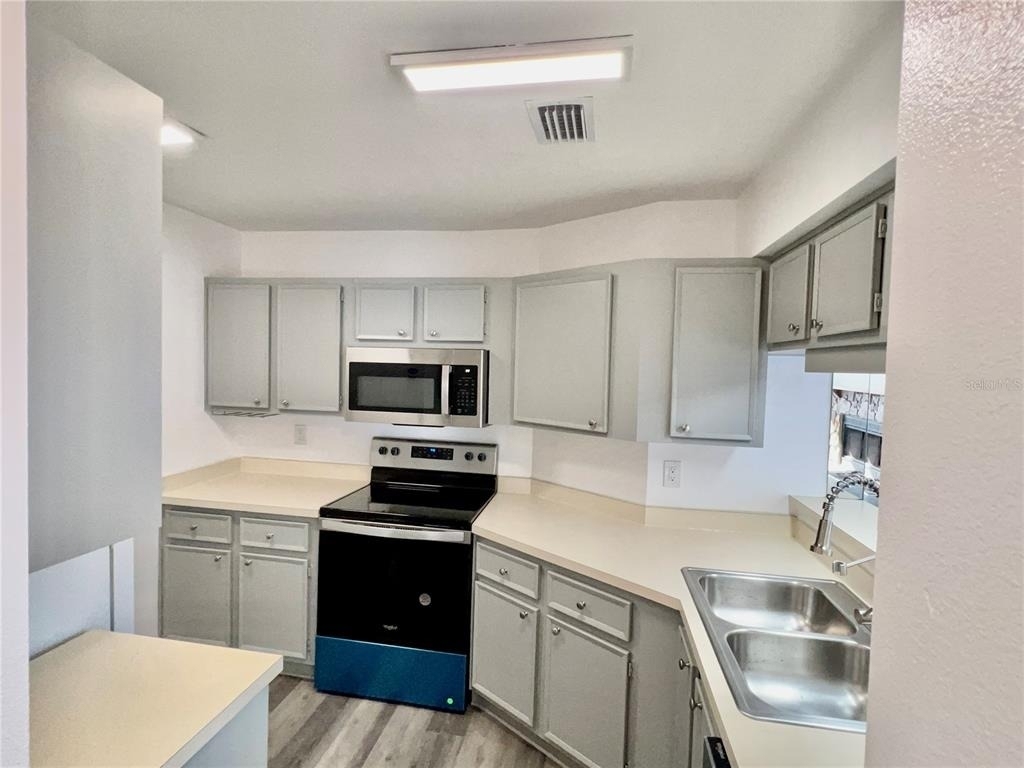 4025 Angel Oak Court - Photo 11