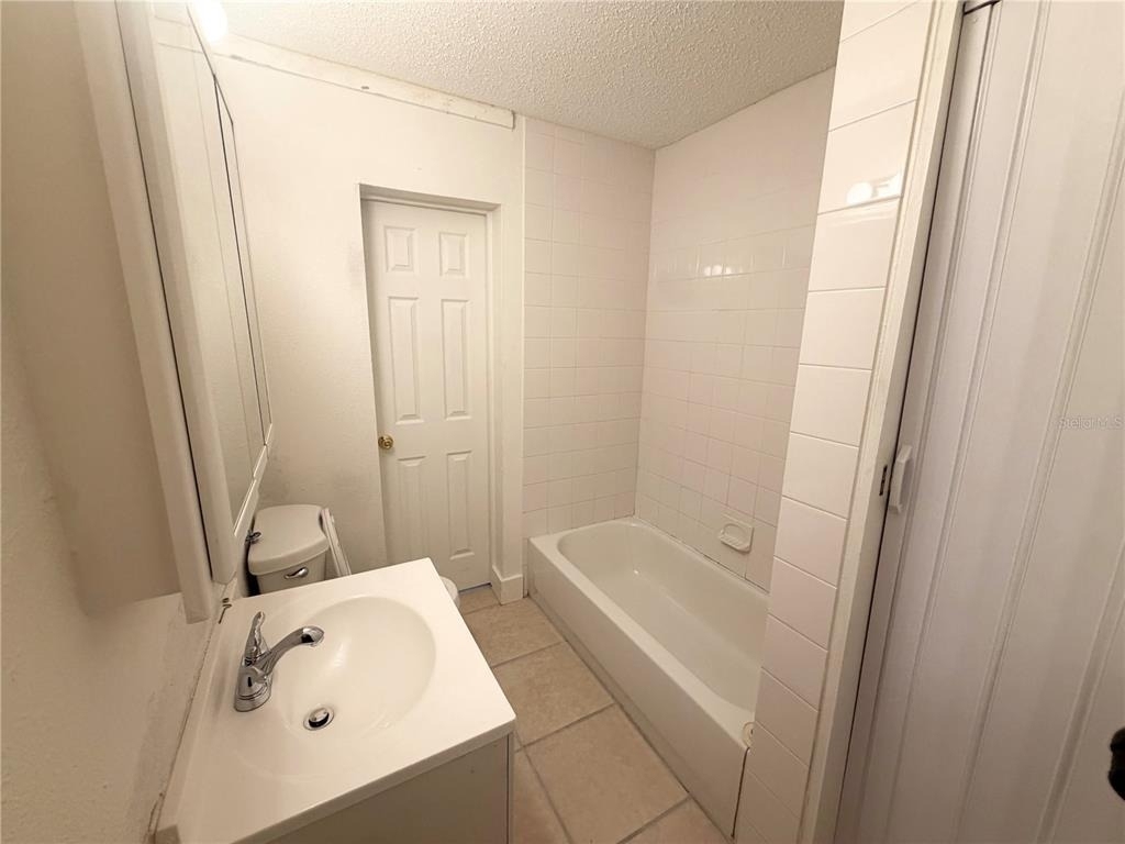 1502 W Grace Street - Photo 10