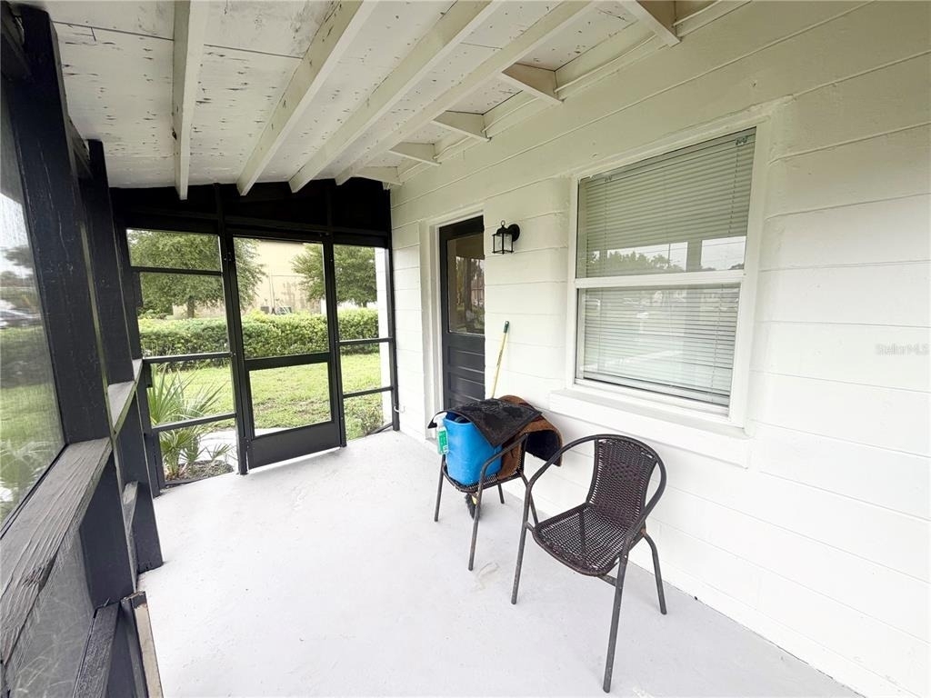 1502 W Grace Street - Photo 2