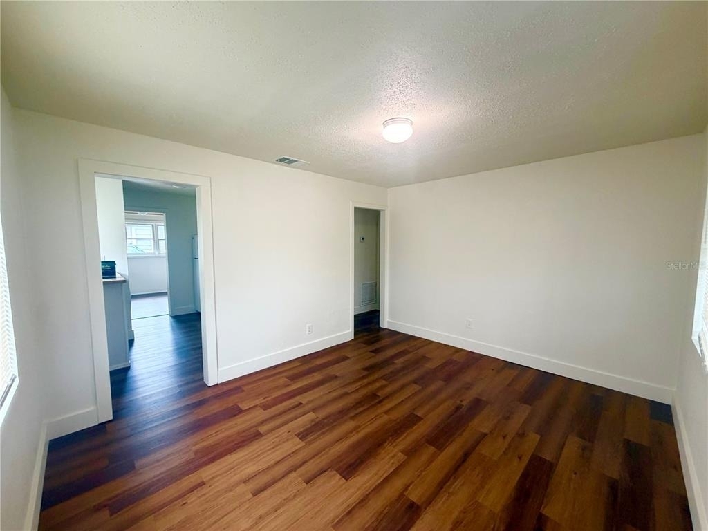 1502 W Grace Street - Photo 8