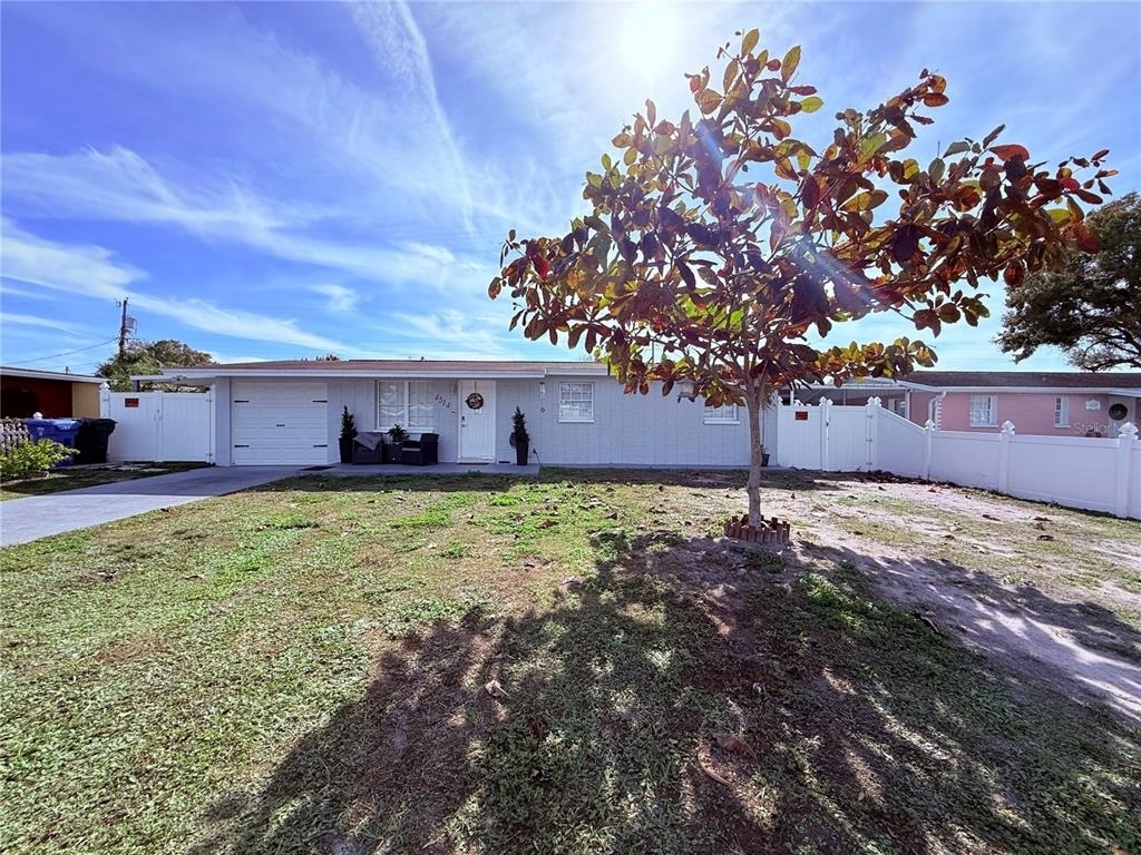 4514 W Fern Street - Photo 0