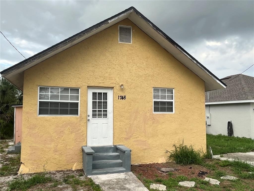 1748 2nd Street Ne - Photo 0
