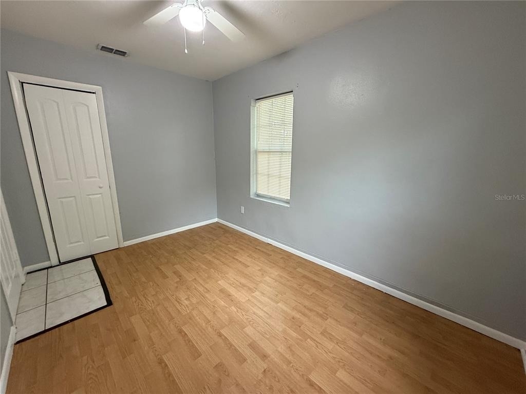 2705 6th Street W - Photo 4